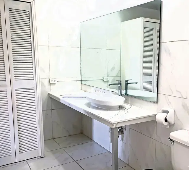 Half Moon Blue Badezimmer