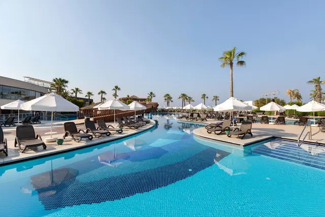 Sherwood Dreams Resort OUTDOOR_POOL