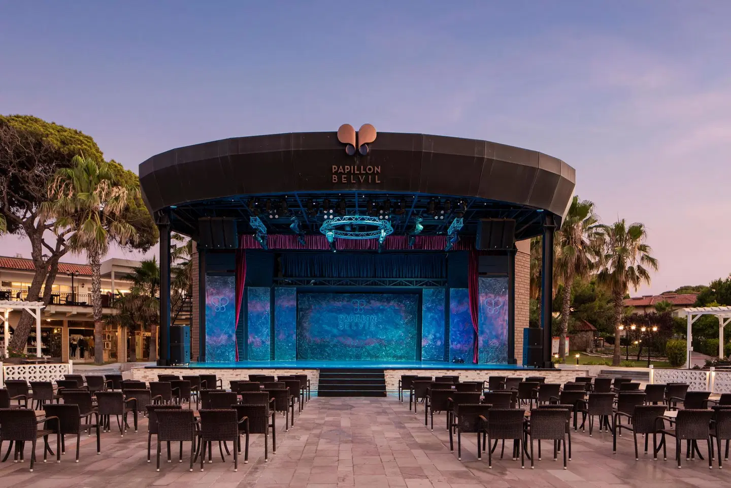 Papillon Belvil EXTERIOR