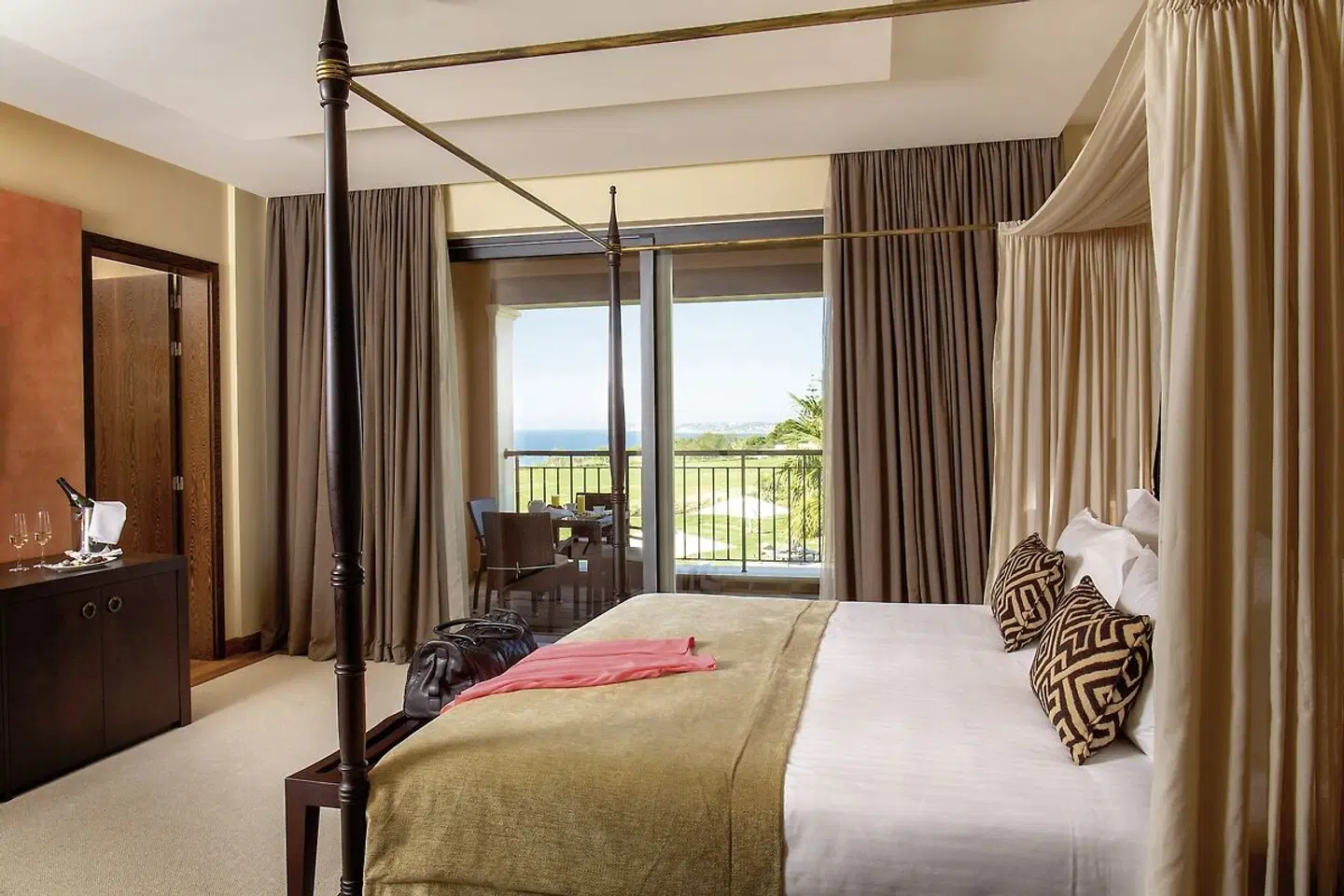 Cascade Wellness Resort ROOM_EXAMPLE