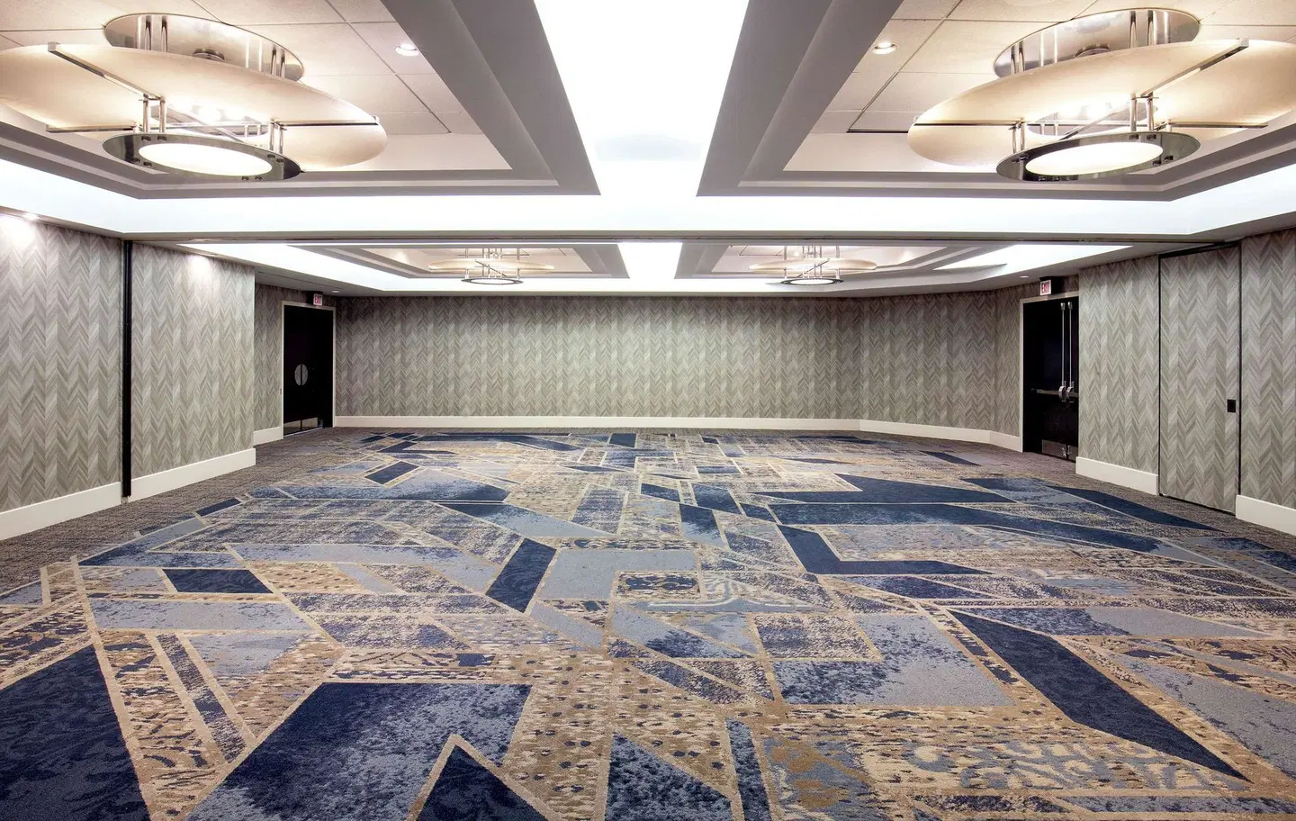 DoubleTree by Hilton Downtown Nashville LOUNGE_LOBBY