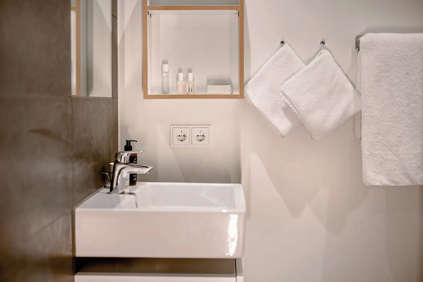 THE FLAG München M. Badezimmer