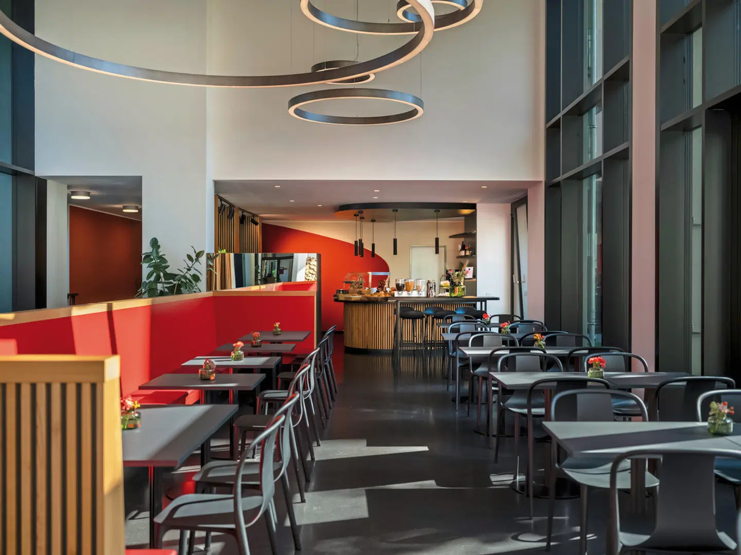 THE FLAG München M. Bar