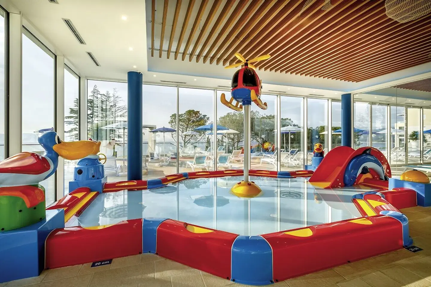 Girandella Resort Valamar Collection Maro Suites Hallenbad