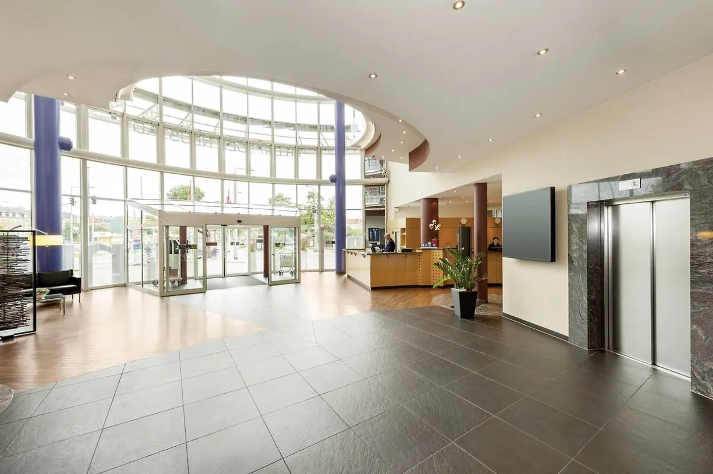 NH Dresden Neustadt LOUNGE_LOBBY