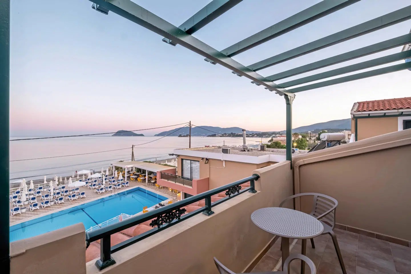 Mediterranean Beach Resort Terrasse