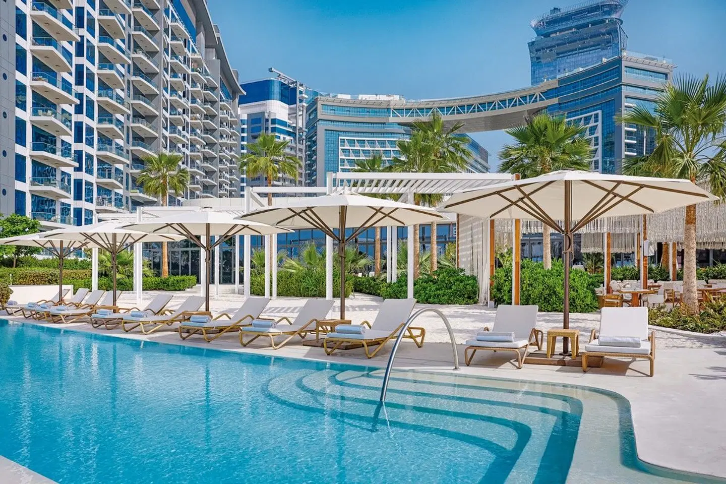 NH Collection Dubai The Palm OUTDOOR_POOL