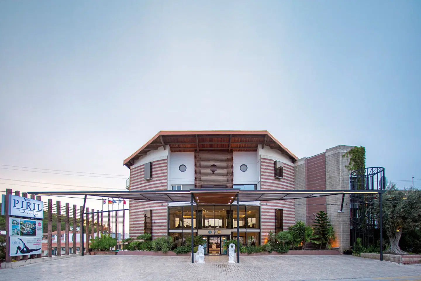 Piril Hotel Thermal & Beauty Spa EXTERIOR