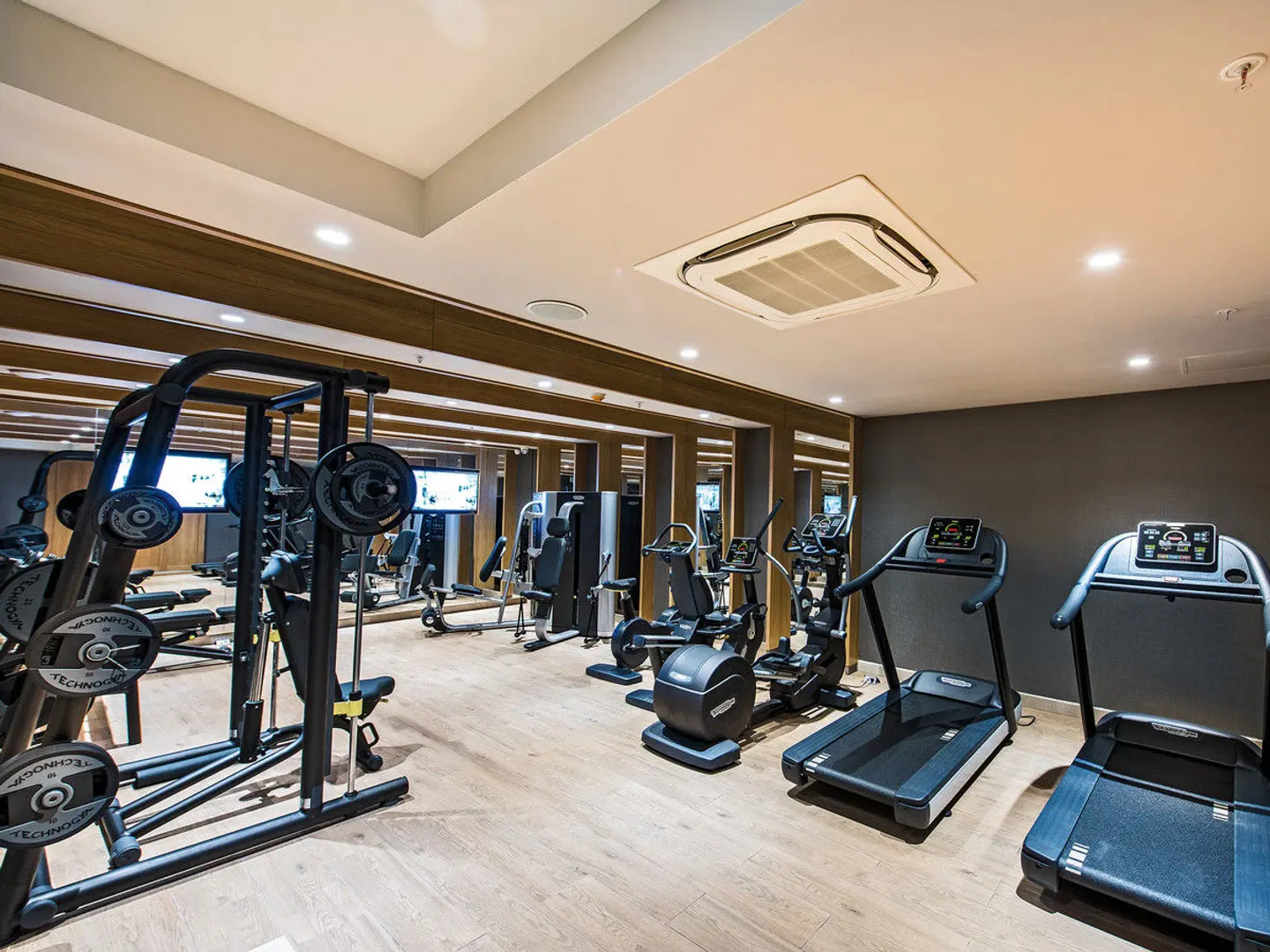 Elite World Marmaris SPORTS_AND_LEISURE