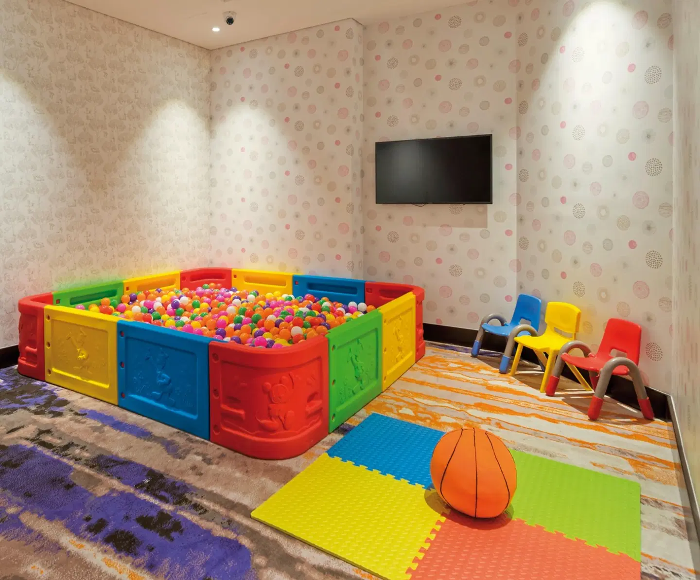 Royal Central Hotel and Resort The Palm ROOM_EXAMPLE