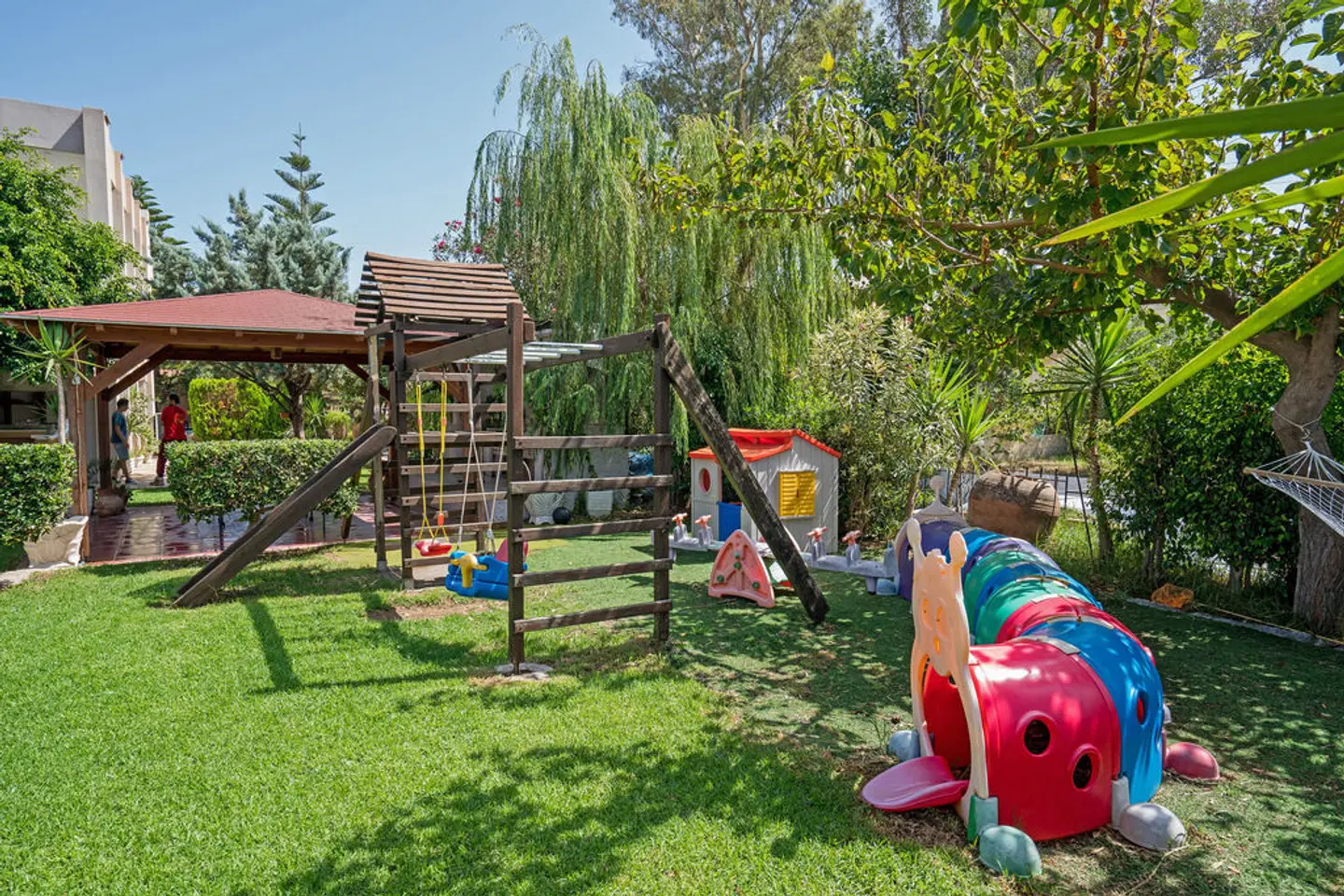 Apollo Hotel I & II Garten