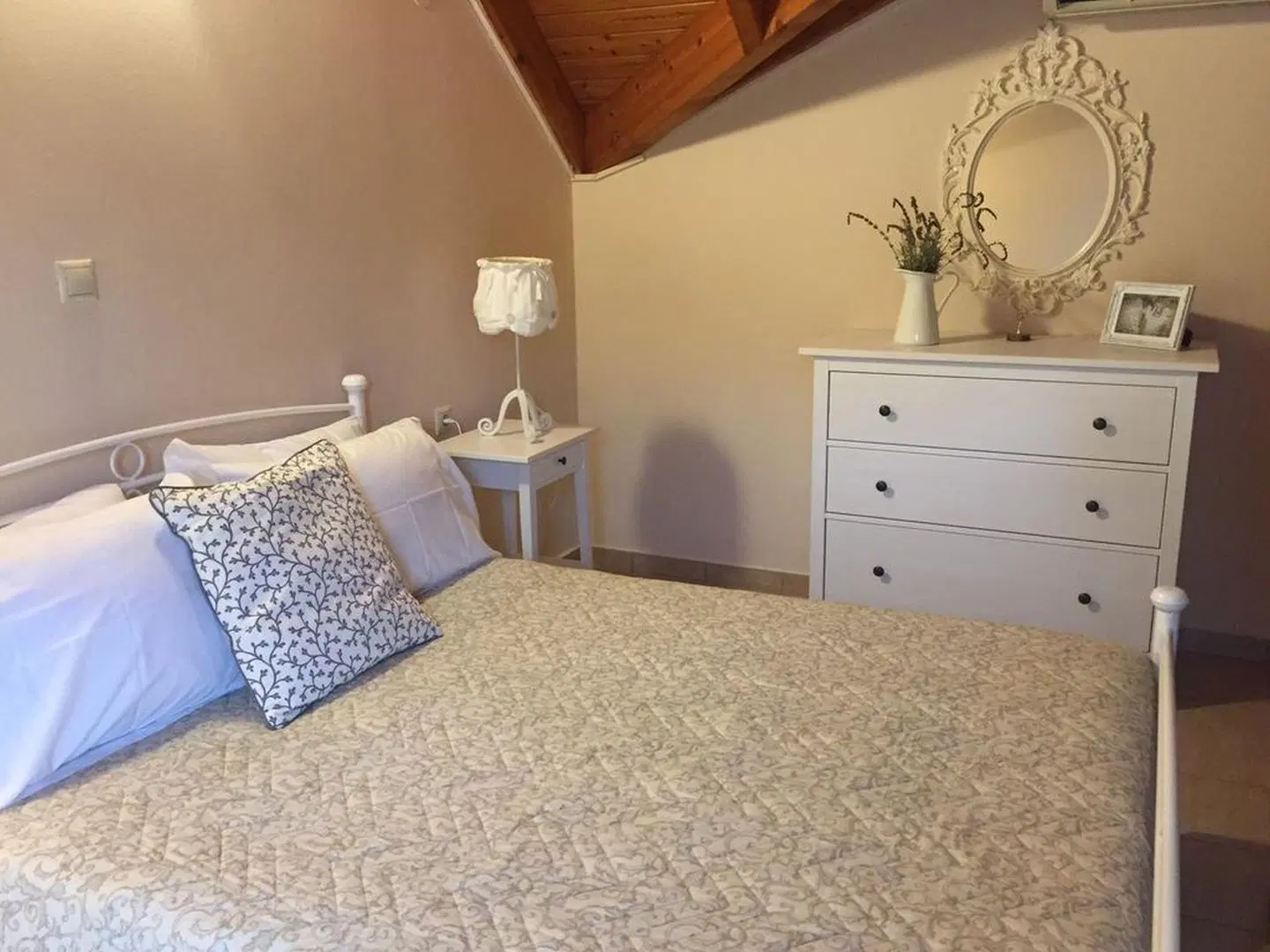 Helianthus Apartment ROOM_EXAMPLE