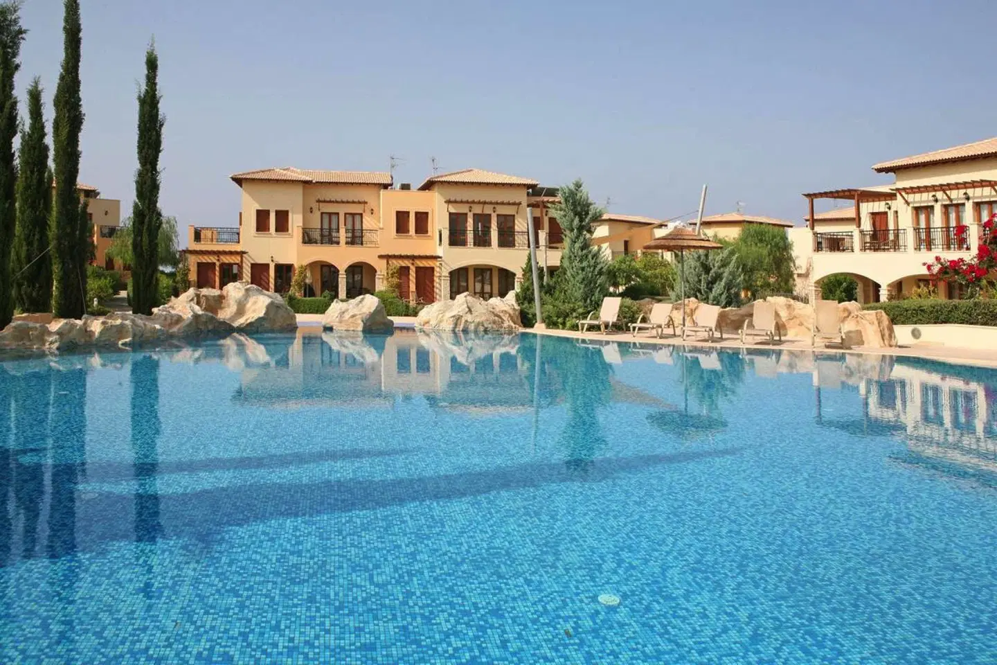 Aphrodite Hills Holiday Residences OUTDOOR_POOL