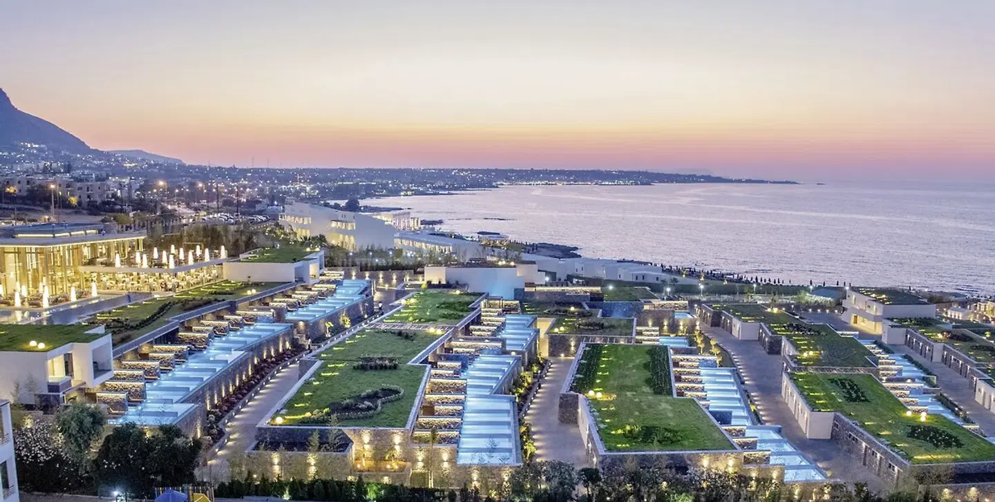 Nana Princess Hotel LANDSCAPE