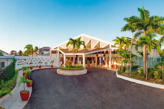 Grand Muthu Runaway Bay Club Caribbean EXTERIOR