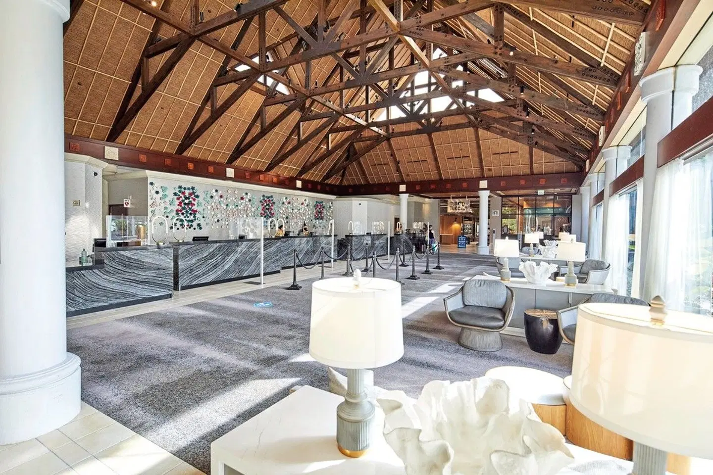 Loews Royal Pacific Resort at Universal Orlando Resort Bar