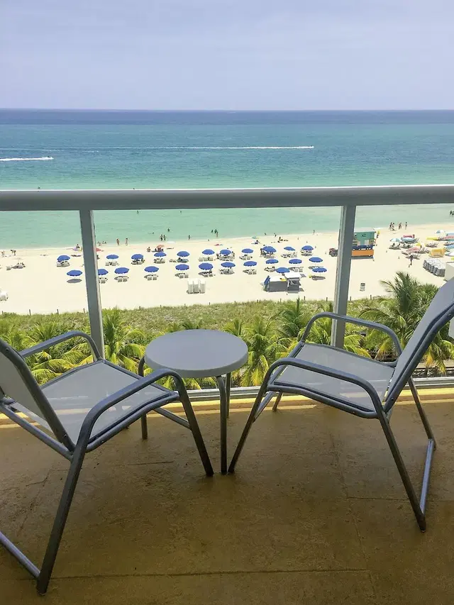 Best Western Plus Atlantic Beach Resort Terrasse