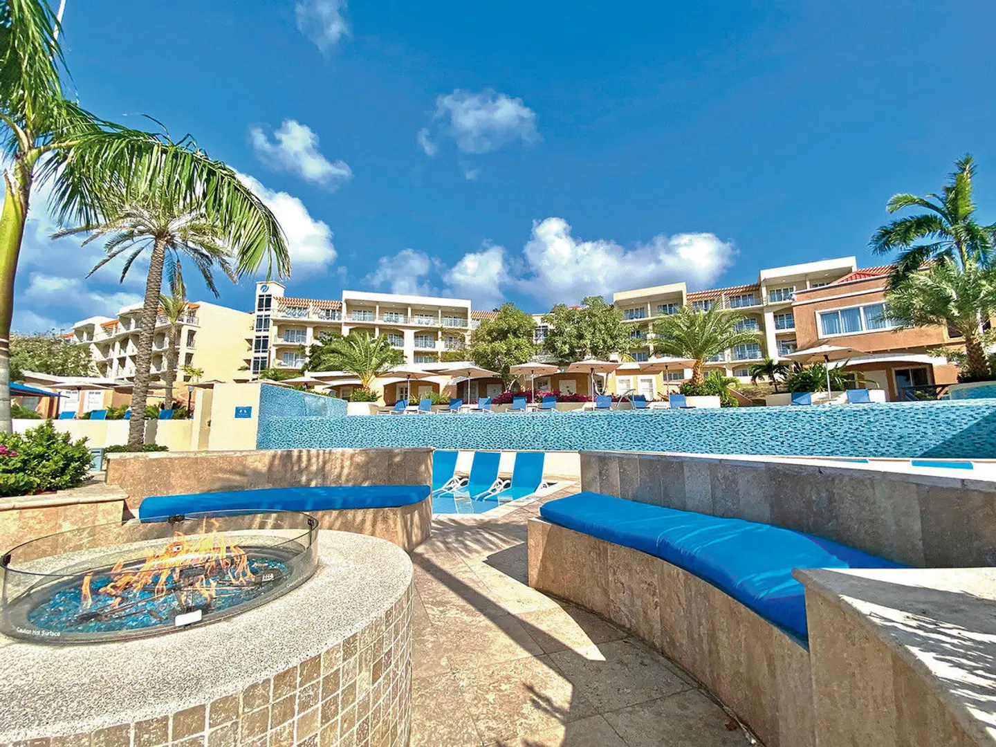 Divi Little Bay Beach Resort OUTDOOR_POOL