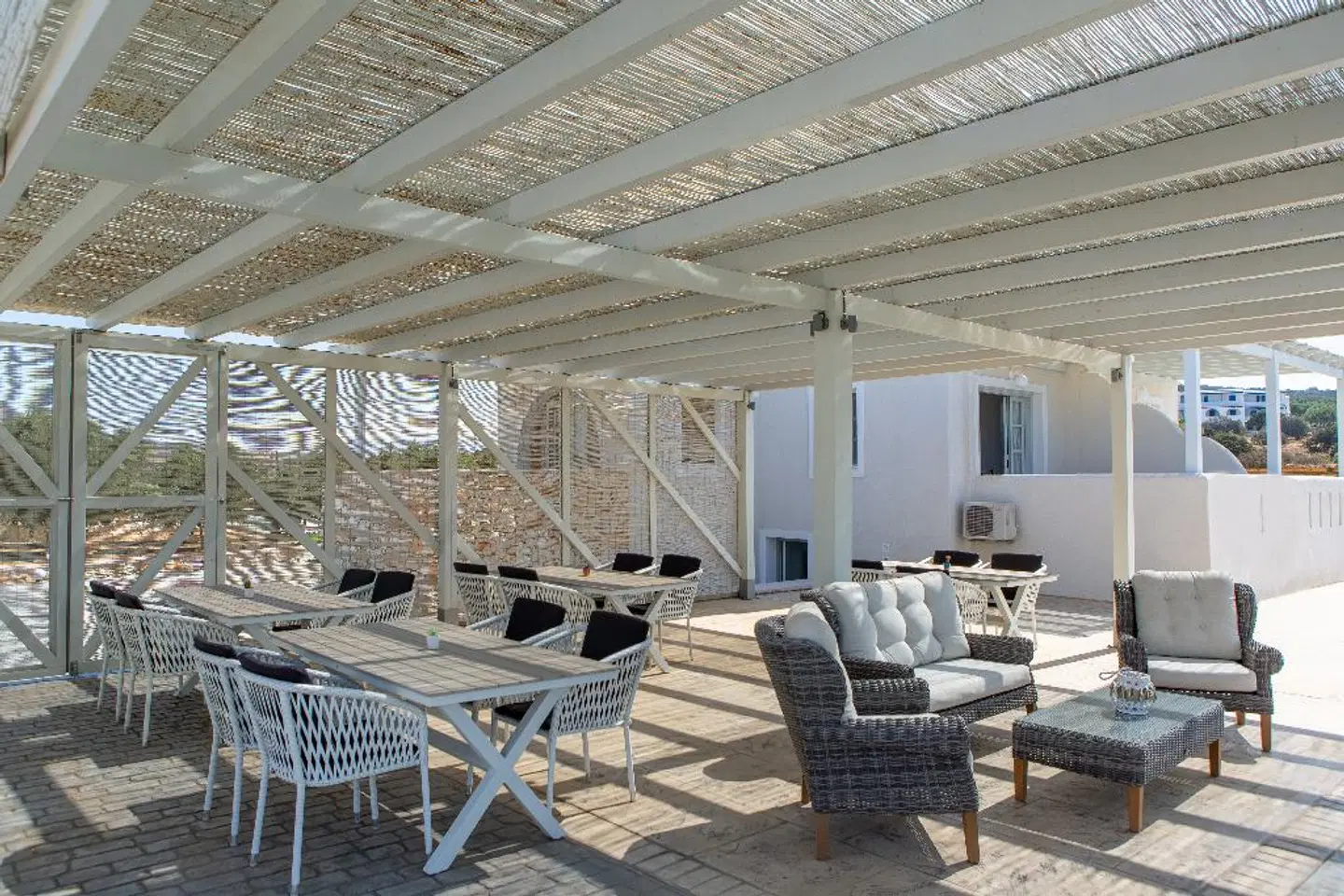 Sun & Moon Villas & Suites Terrasse