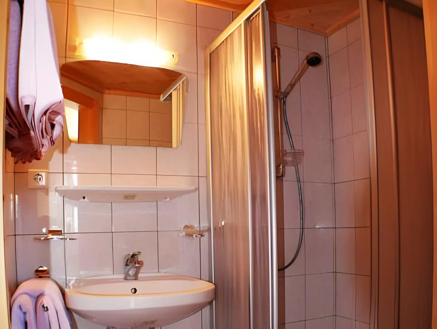 Skihütte Zams Badezimmer