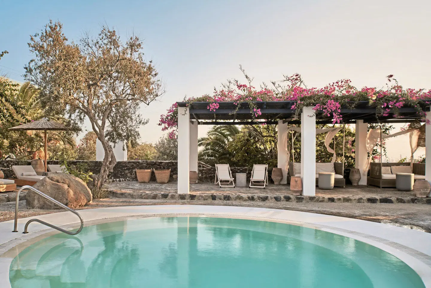 Vedema, a Luxury Collection Resort, Santorini OUTDOOR_POOL