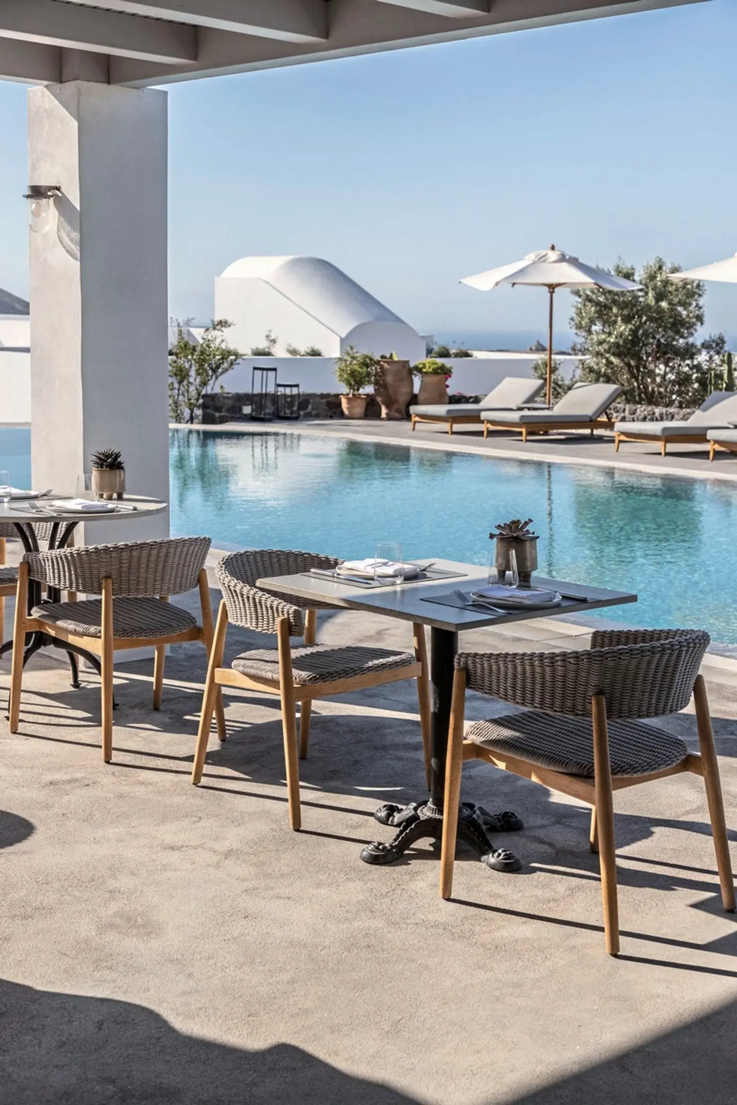 Vedema, a Luxury Collection Resort, Santorini OUTDOOR_POOL