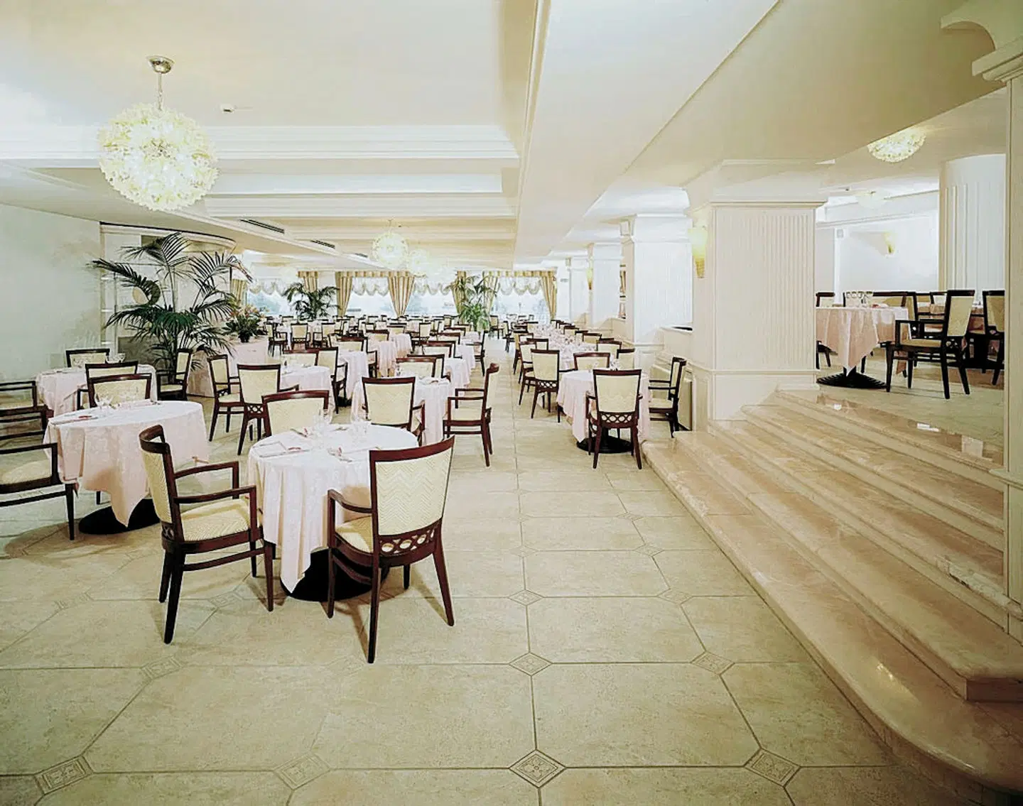 Universal Restaurant