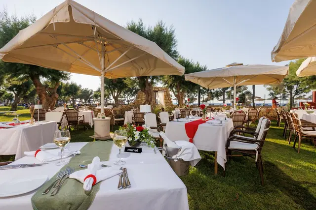 Anissa Beach Restaurant