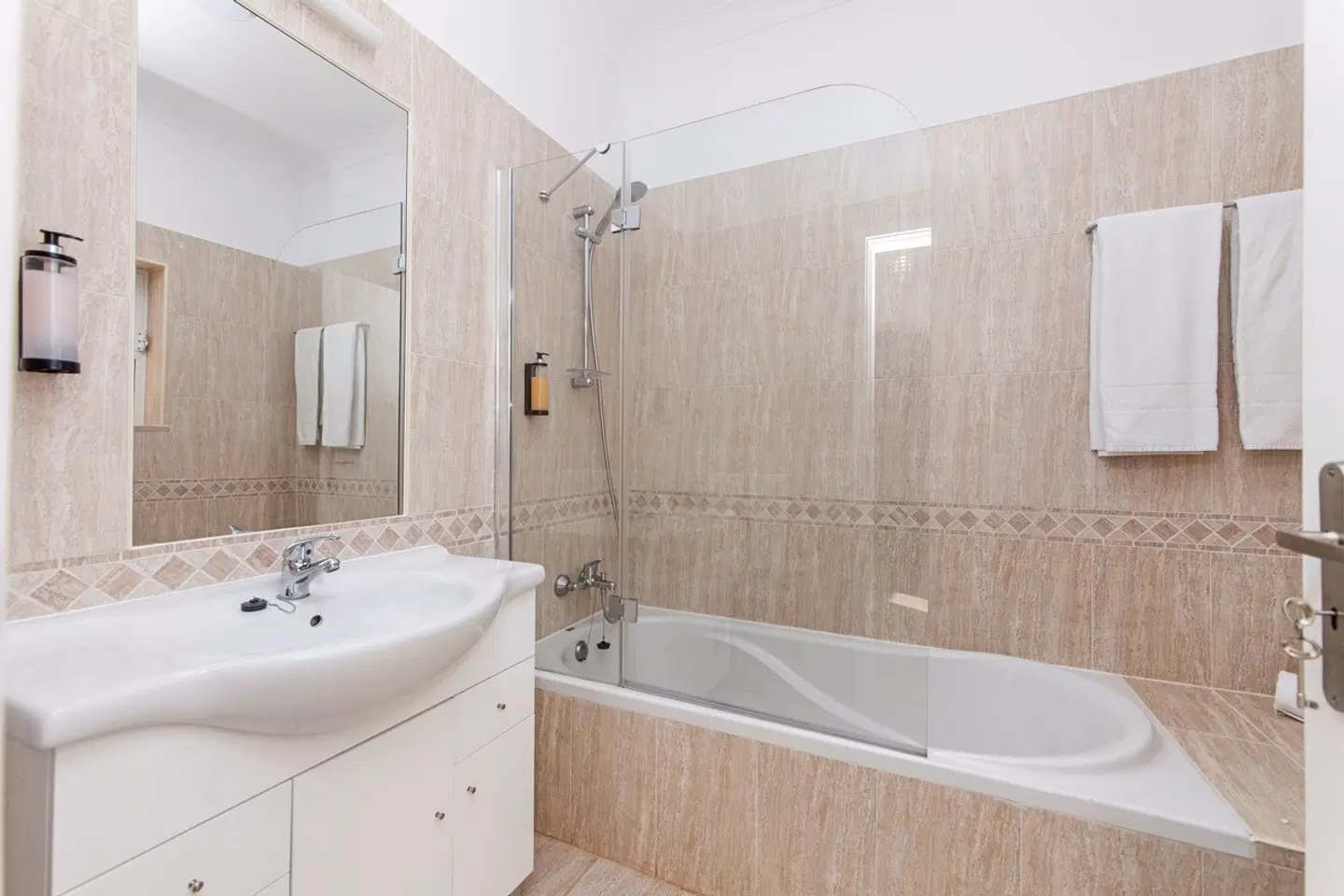 Atalaia Sol Badezimmer