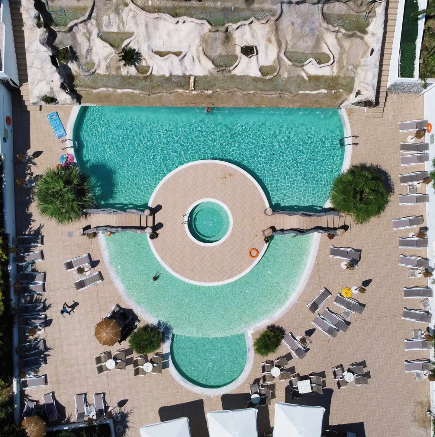 Grand Beach Hotel MODEL_IMPRESSION