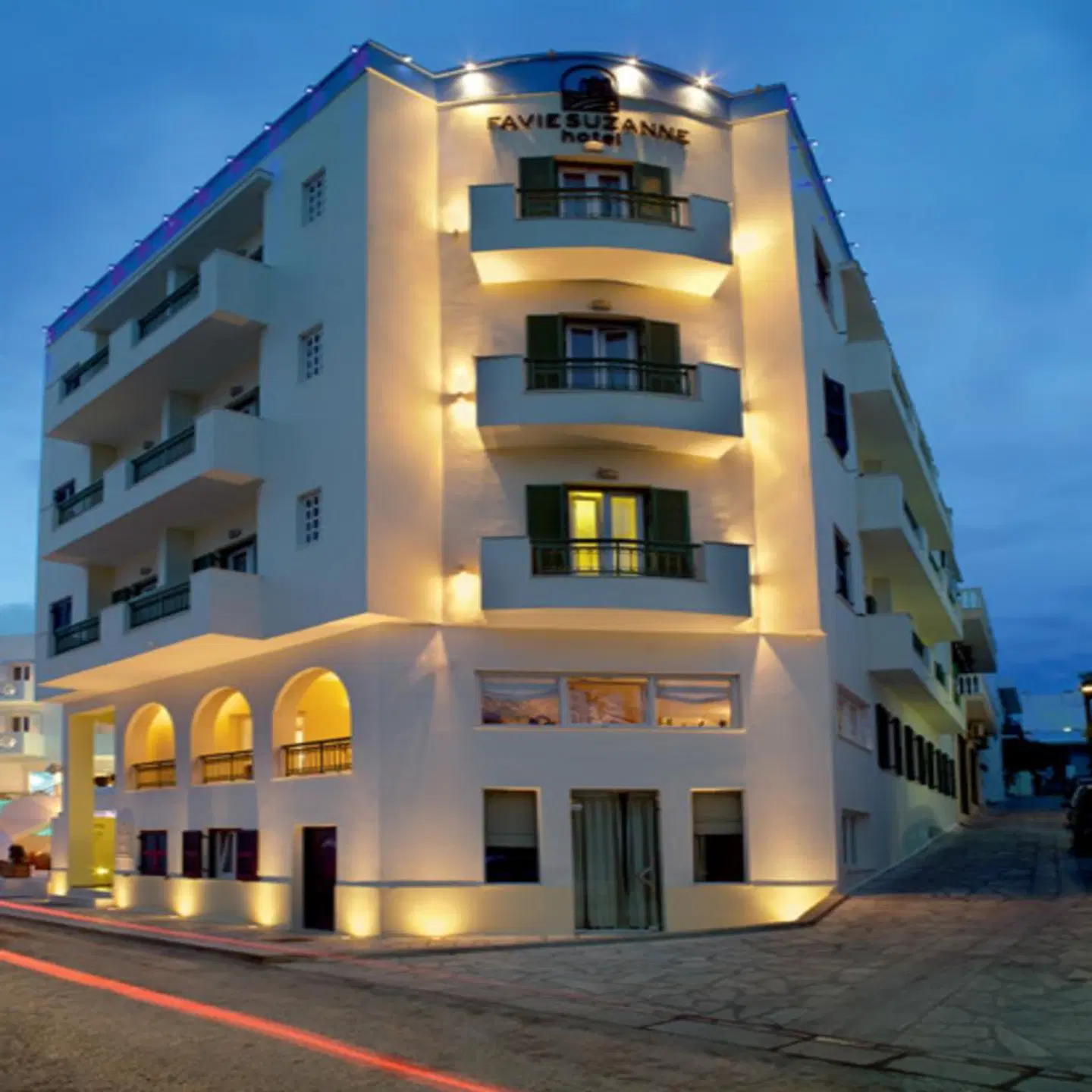 Favie Suzanne Hotel EXTERIOR