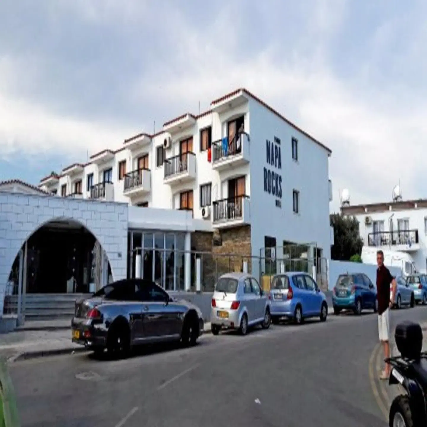 Pambos Napa Rocks EXTERIOR