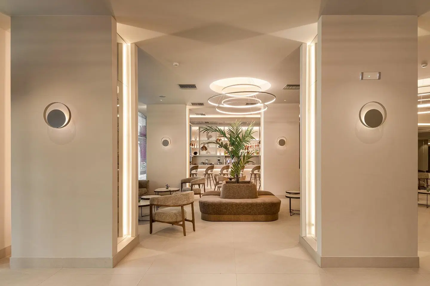 Holiday Inn Thessaloniki LOUNGE_LOBBY