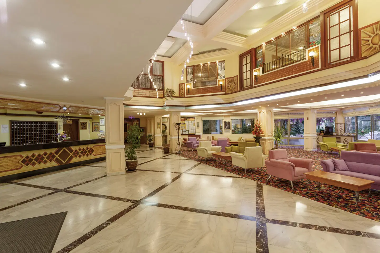 Bieno Venüs Hotel & Spa LOUNGE_LOBBY