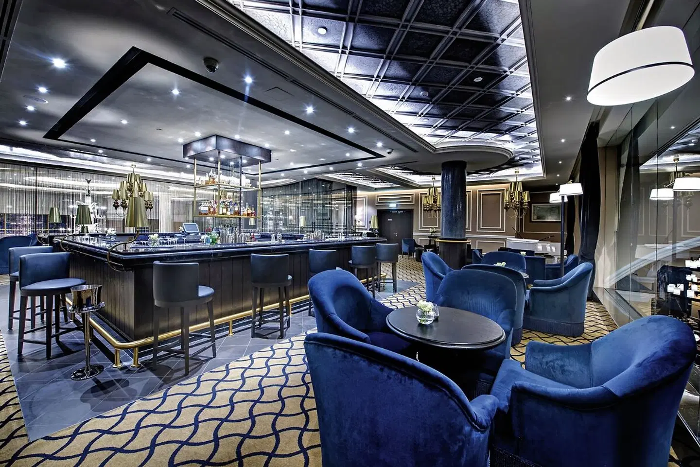 DUKES The Palm Dubai Hotel Bar