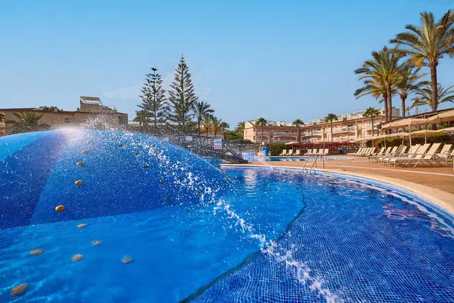 Zafiro Ca'n Picafort OUTDOOR_POOL