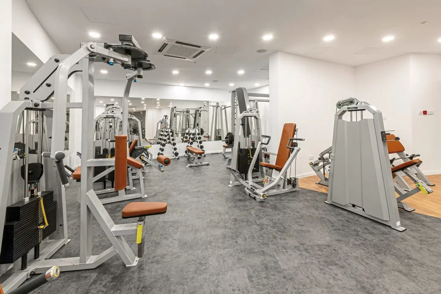 Malama Beach Holiday Village SPORTS_AND_LEISURE