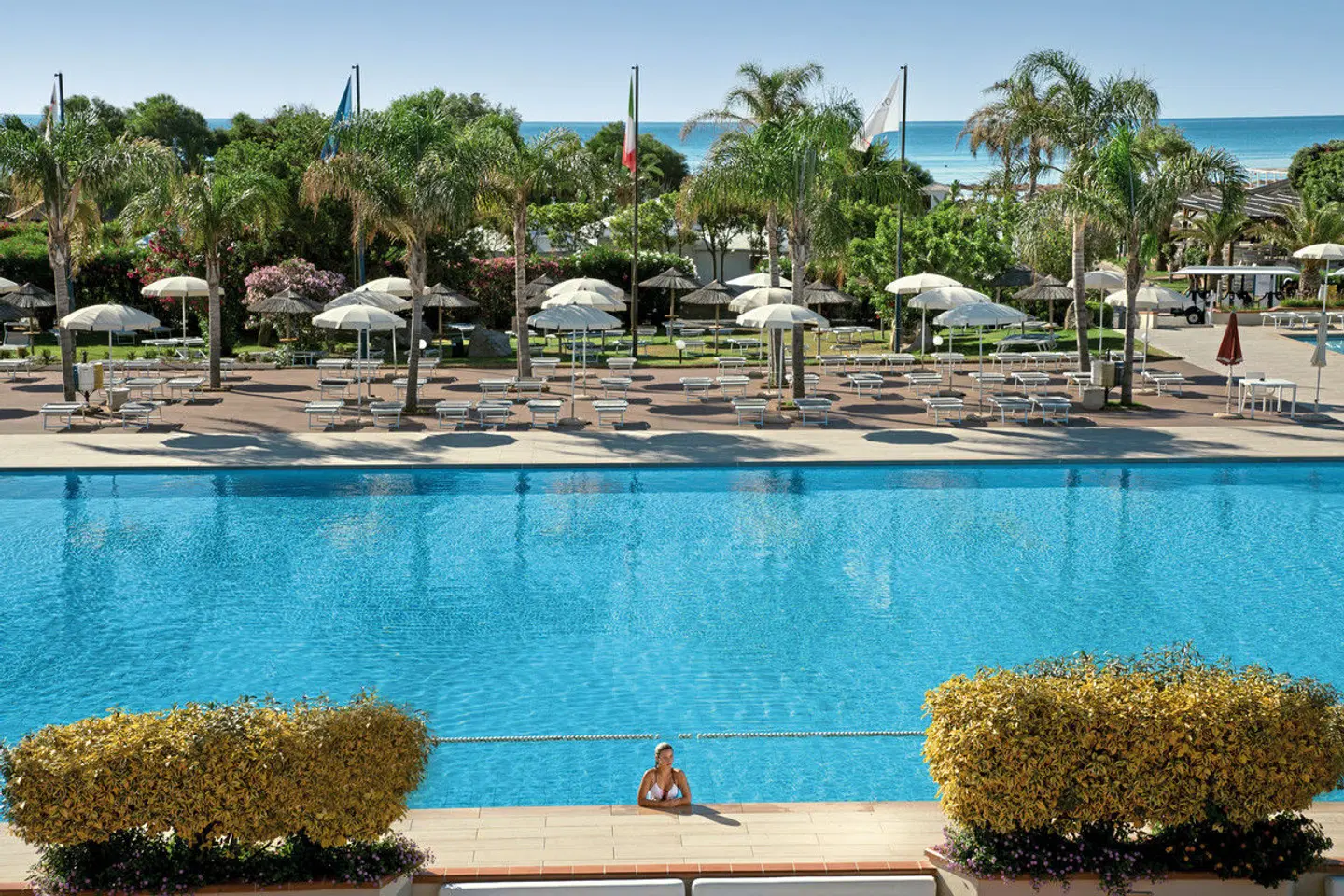 VOI Tanka Village OUTDOOR_POOL