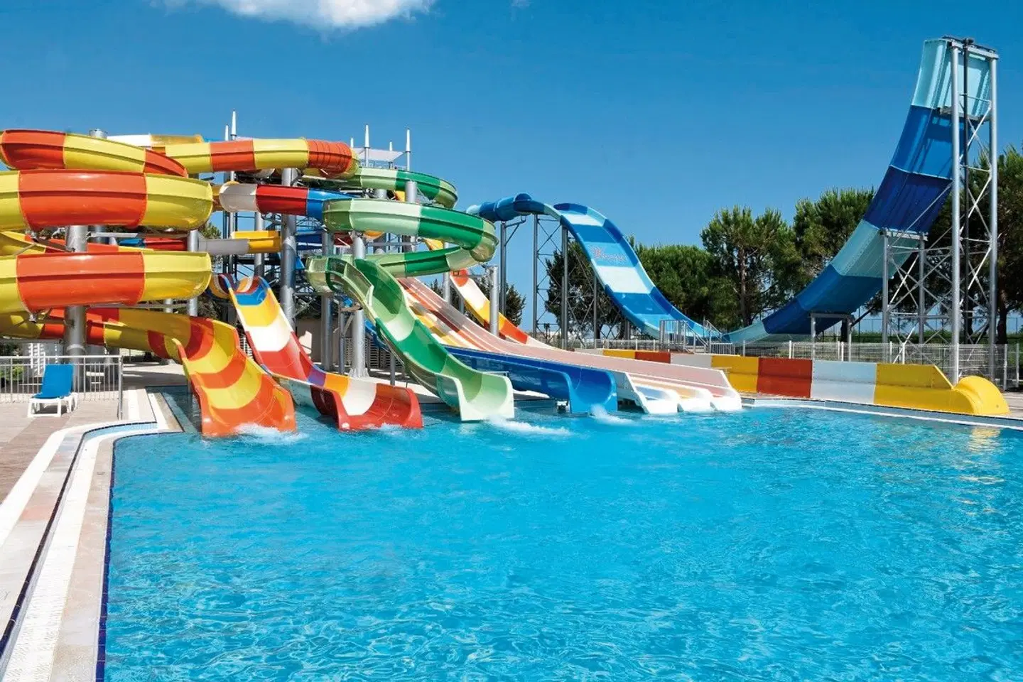 Ducale Lara OUTDOOR_POOL