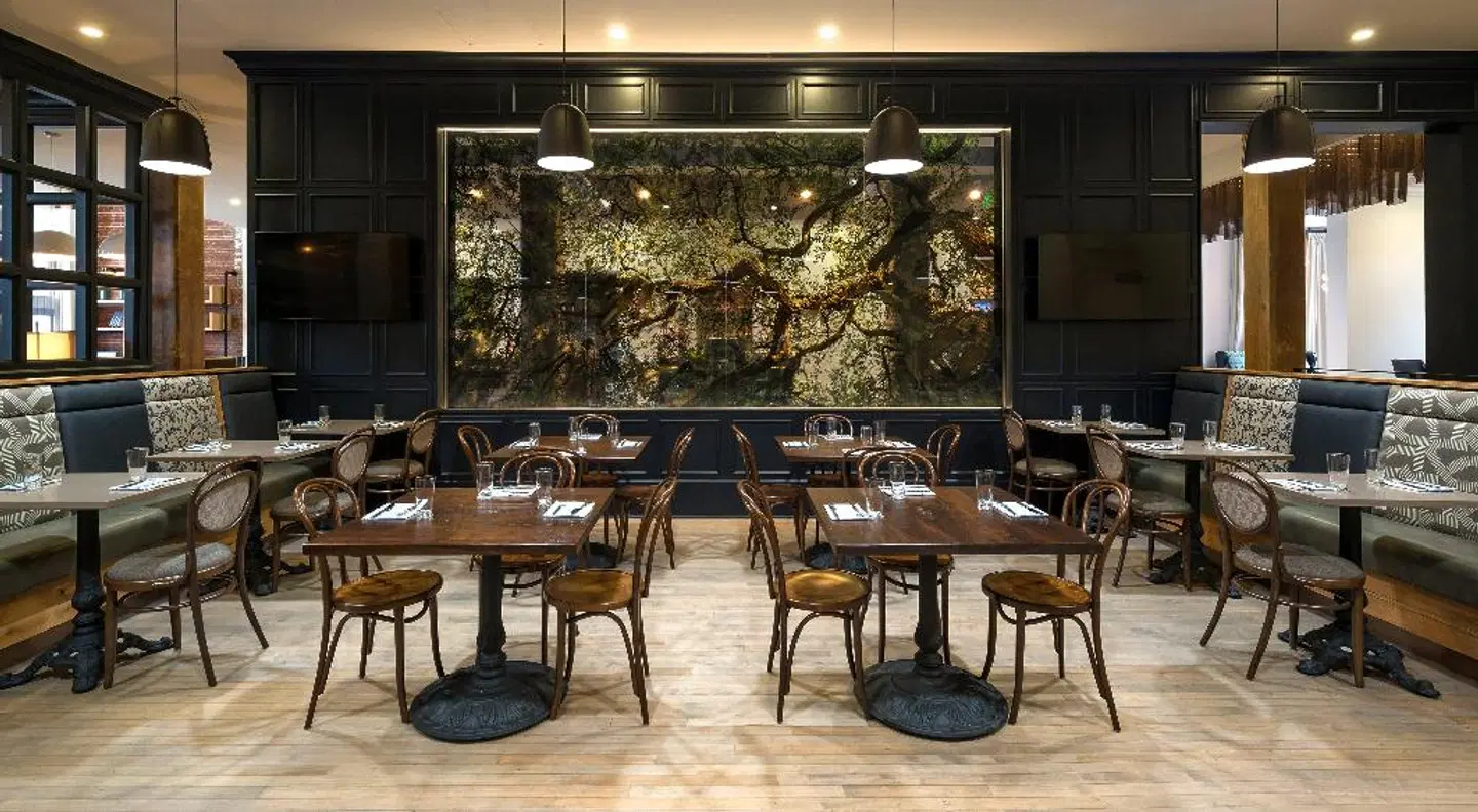 Hotel Indigo Savannah Historic District Restaurant