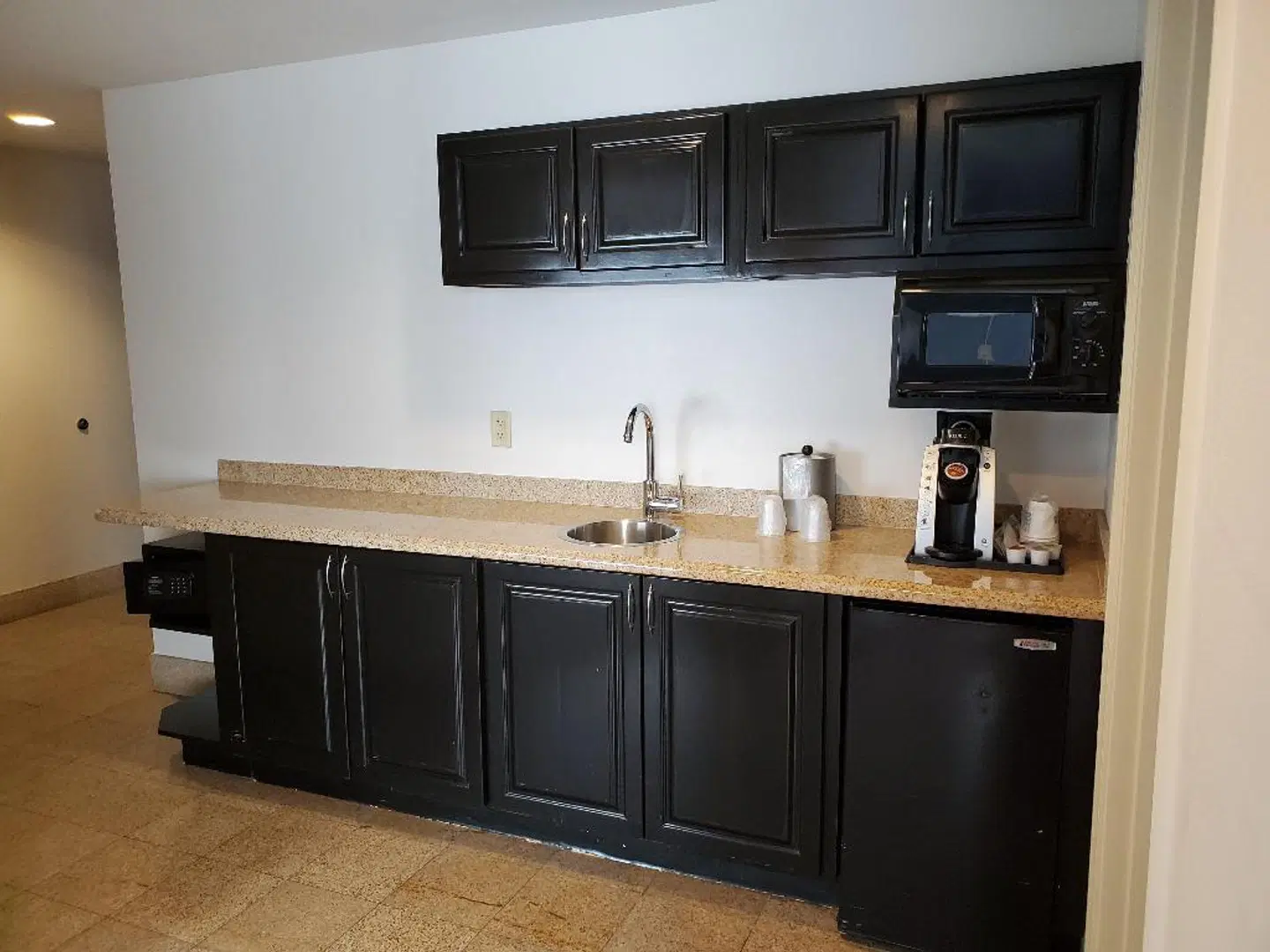 Holiday Inn Express & Suites Orlando - International Drive ROOM_EXAMPLE