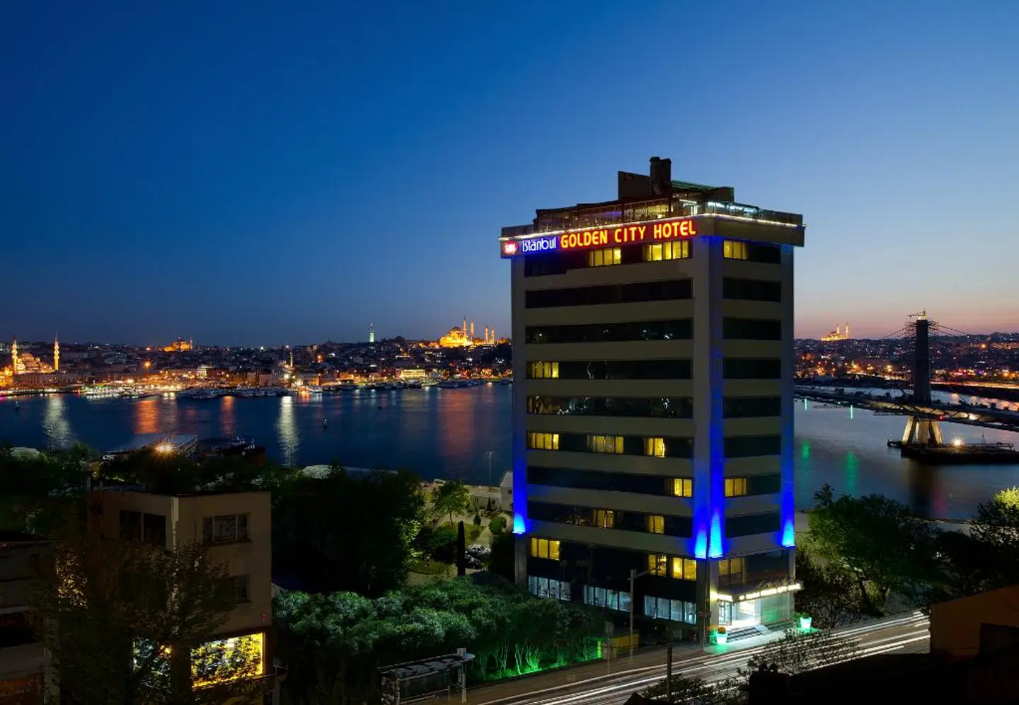 Istanbul Golden City Hotel EXTERIOR