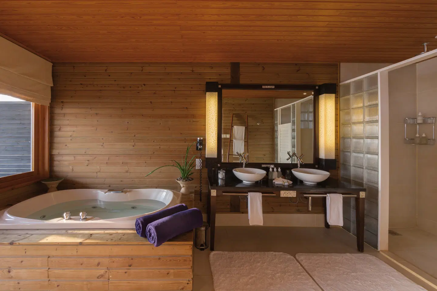 Komandoo Island Resort & Spa HEALTH_BEAUTY