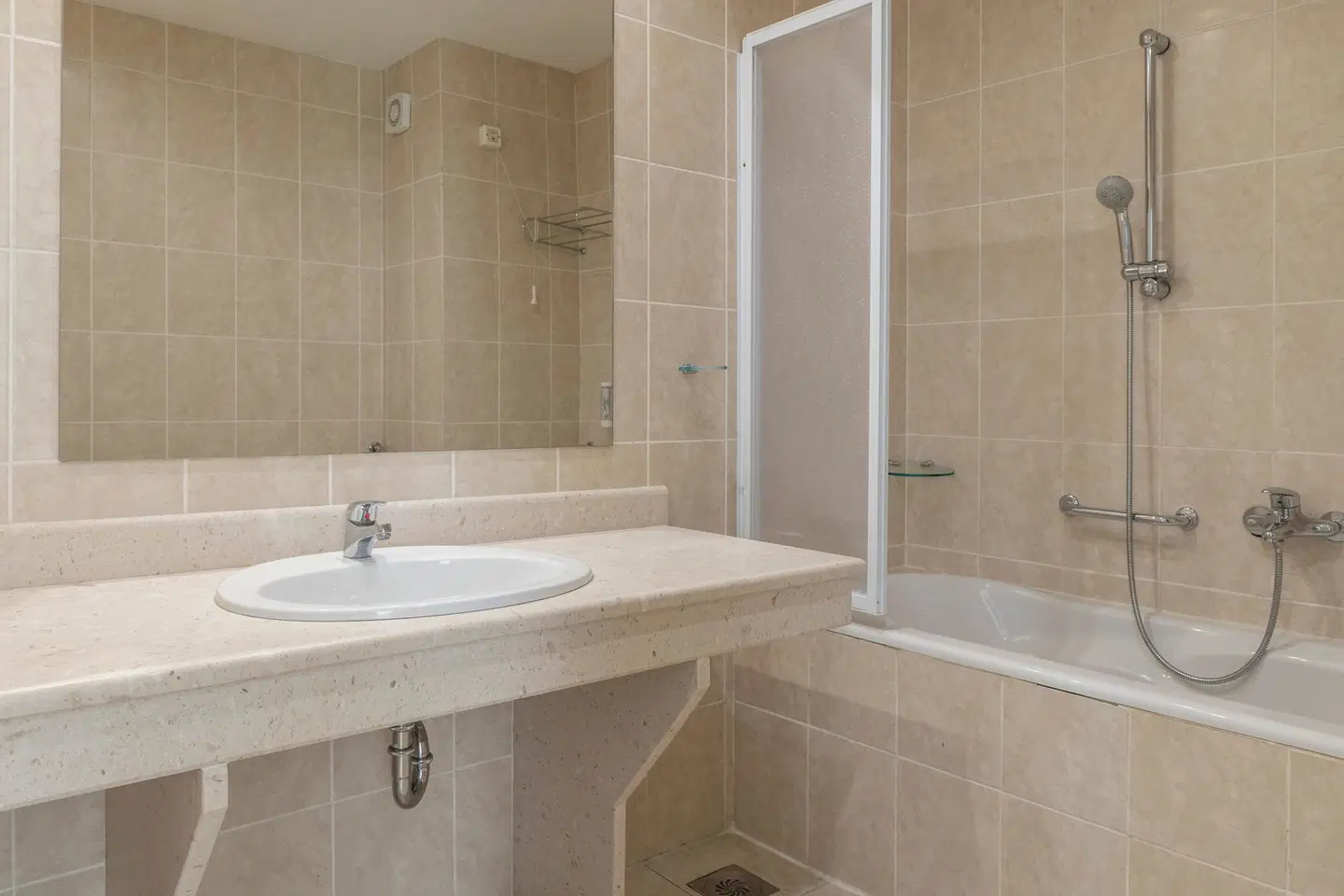 Iberostar Waves Bellevue Badezimmer