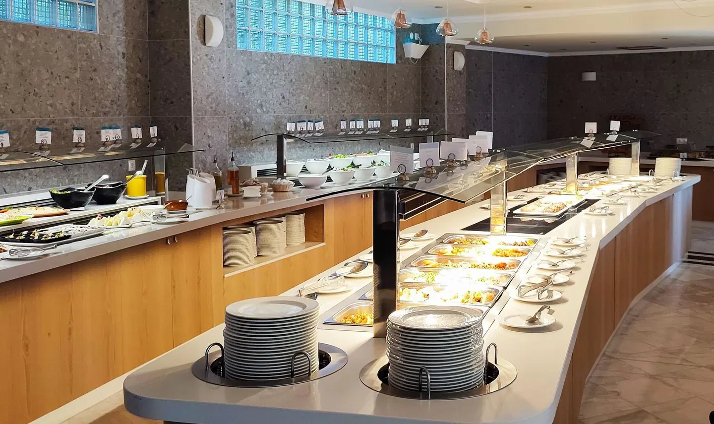 Hydramis Palace Beach Resort Restaurant