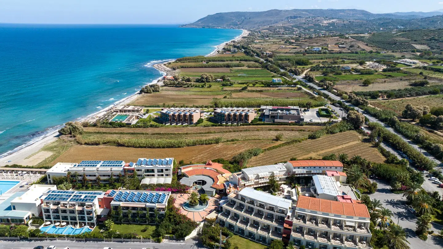 Hydramis Palace Beach Resort EXTERIOR