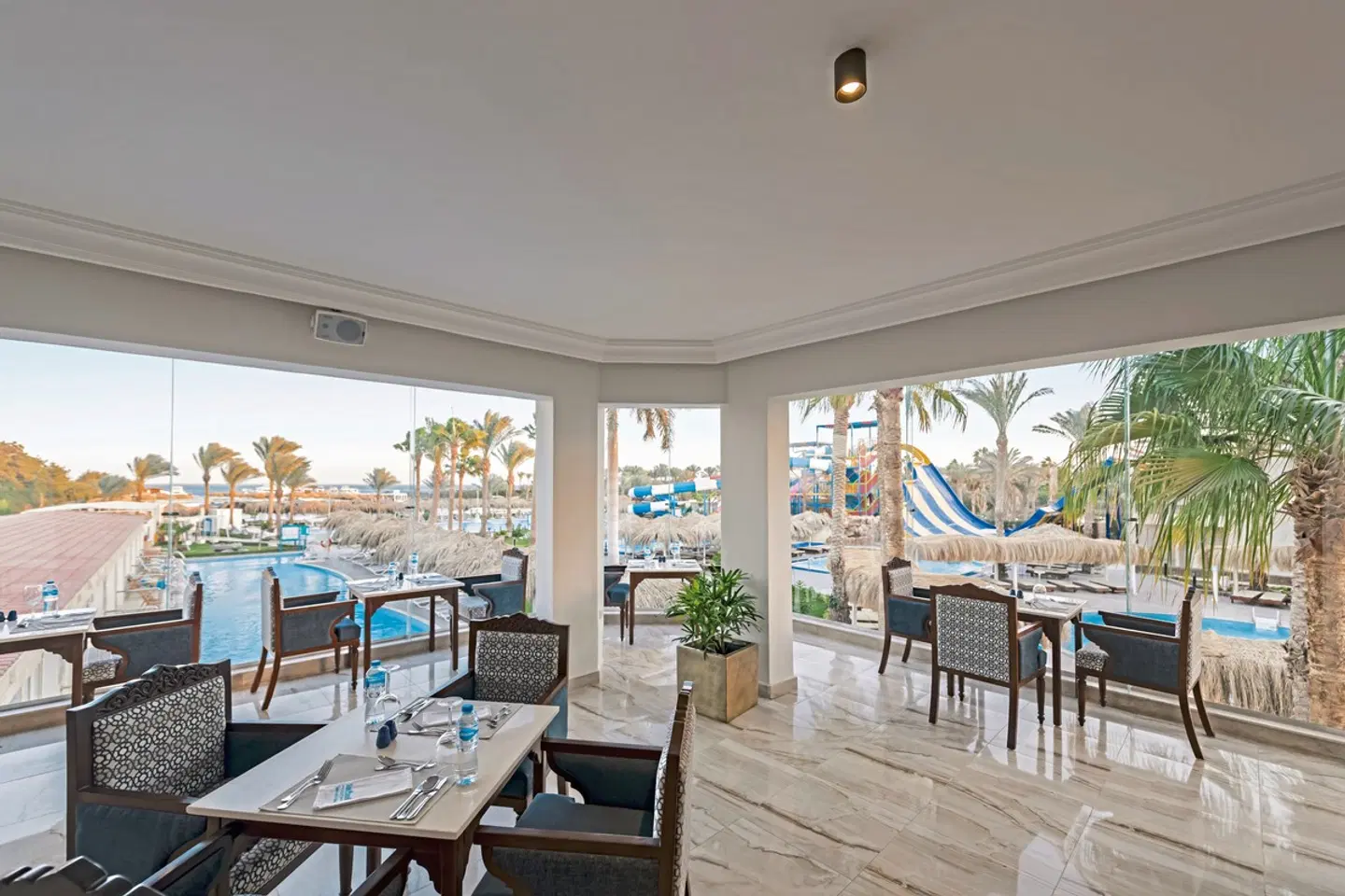 SUNRISE Aqua Joy Resort - Select Restaurant