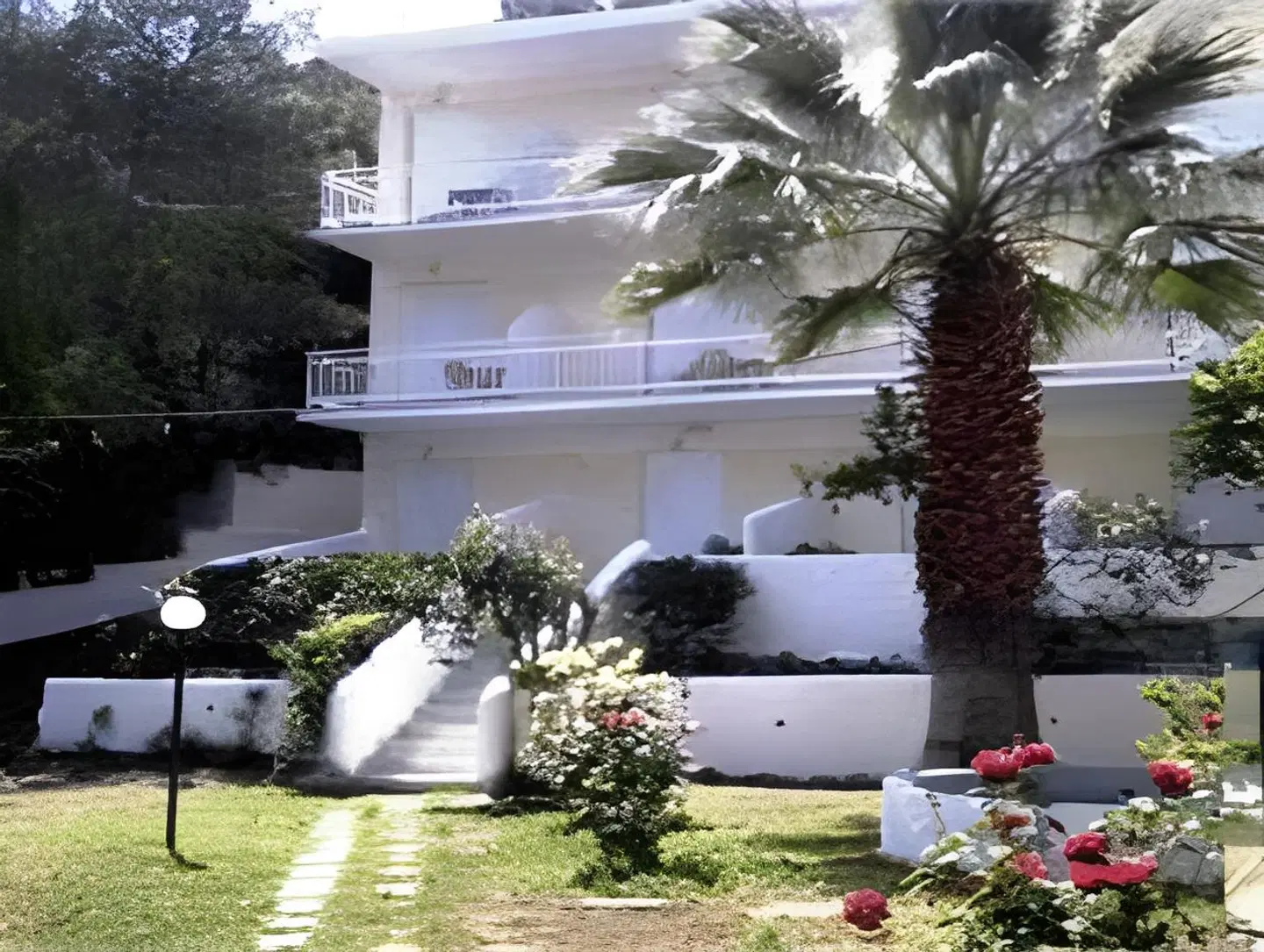 Zontanos Studios Terrasse