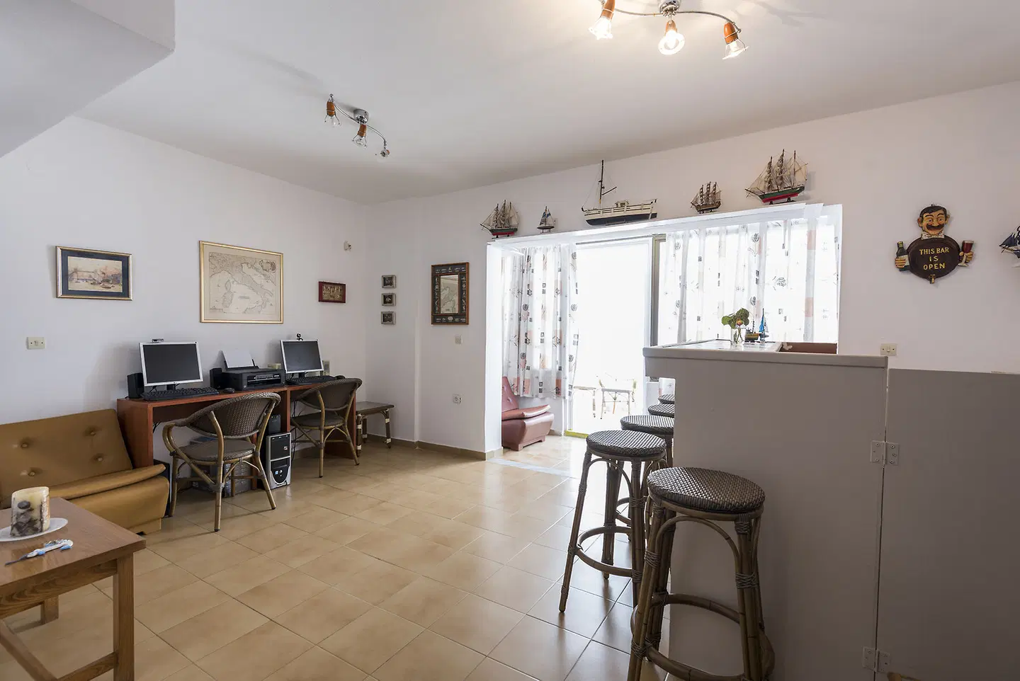 Kardamena Holiday Apartments Bar