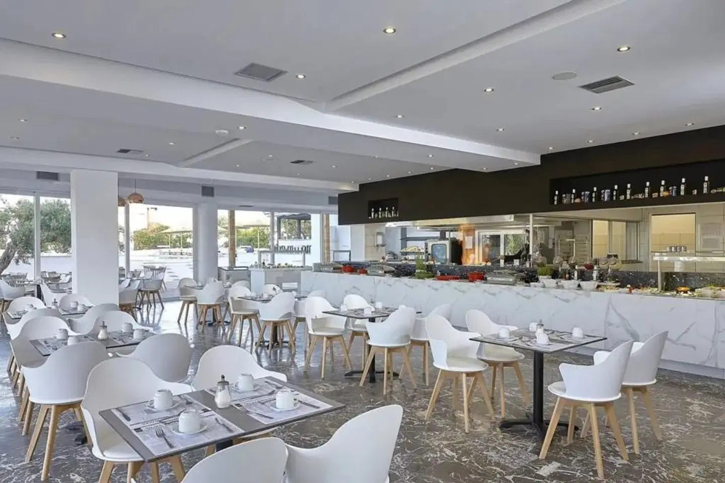 Vasia Royal Hotel Restaurant